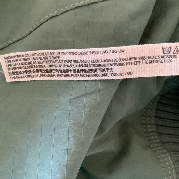 🌼FREE PEOPLE EMBROIDERED LIGHTWEIGHT JACKET🌼 - Picture 8 of 8